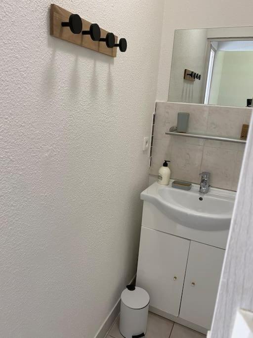 Appartement Proche De La Plage Saint-Pierre-la-Mer  Eksteriør bilde